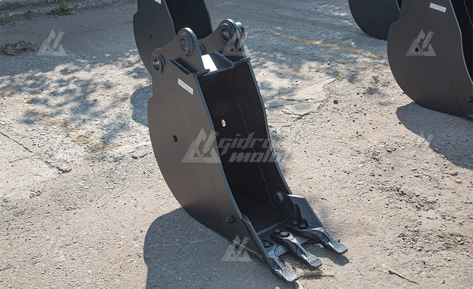 Ковш GP-07-300-0,07 для NEW HOLLAND LB110/115 для экскаваторов погрузчиков картинка 643775